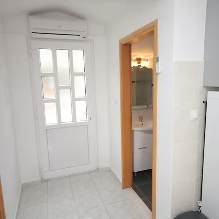 Pisak 4815d Διαμέρισμα
